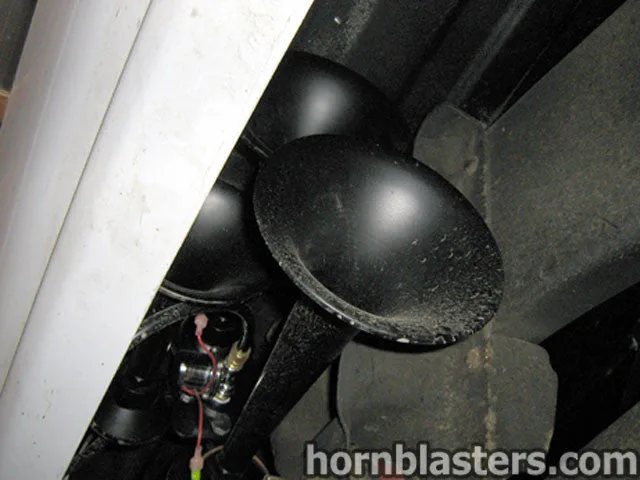 Air tank or compressor placement in Henry's 2004 GMC Sierra Regular Cab photo 5