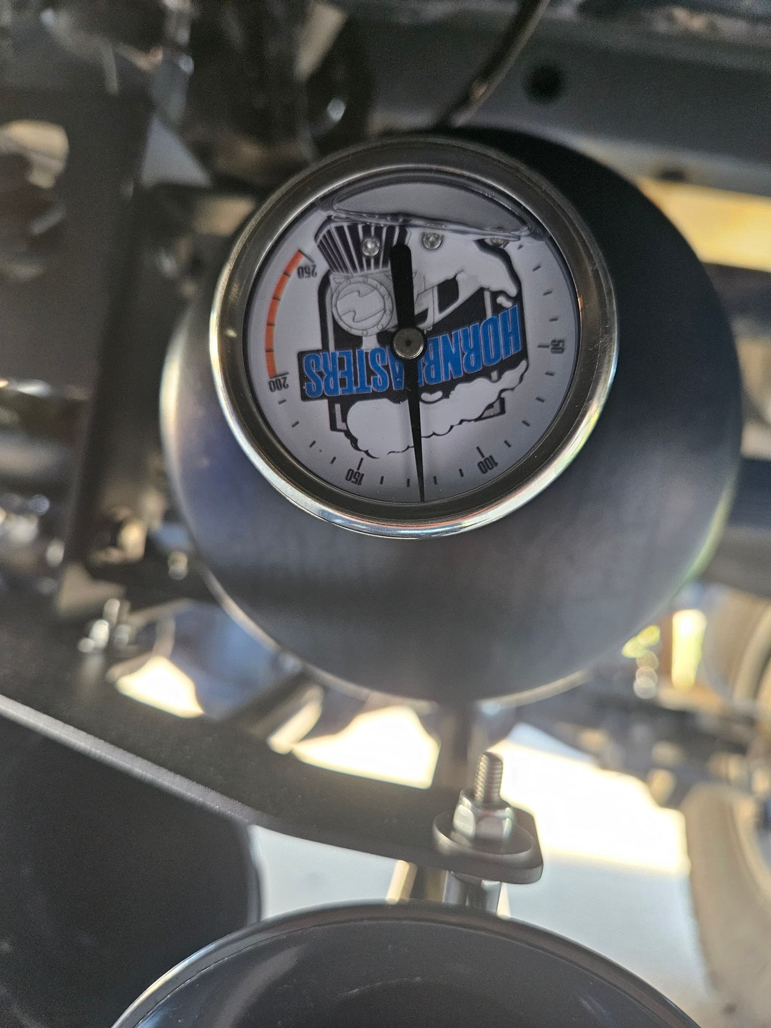 Gage’s 2023 Jeep Gladiator with Conductor’s Special 232 Train Horn Kit