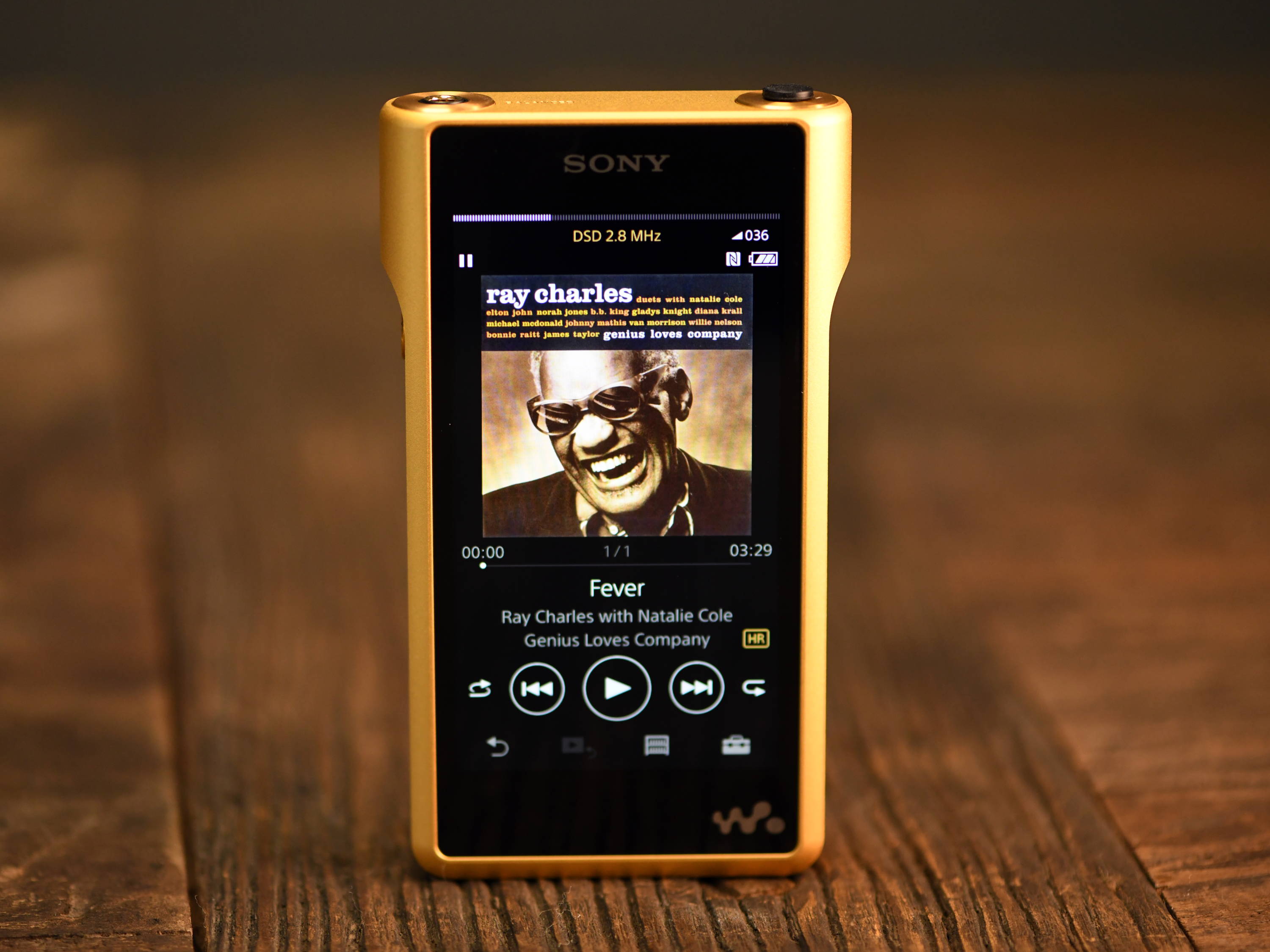 Sony NW-WM1Z Walkman Review - Moon Audio