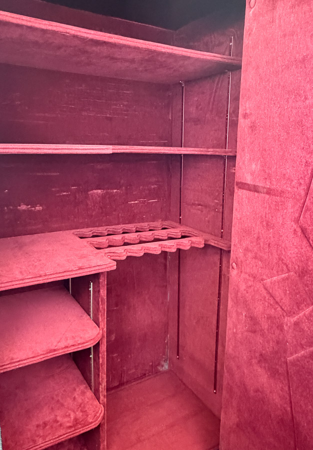 LIBERTY MAGNUM 50 gun safe exterior with sale price tag on door - SES spring cleaning sale