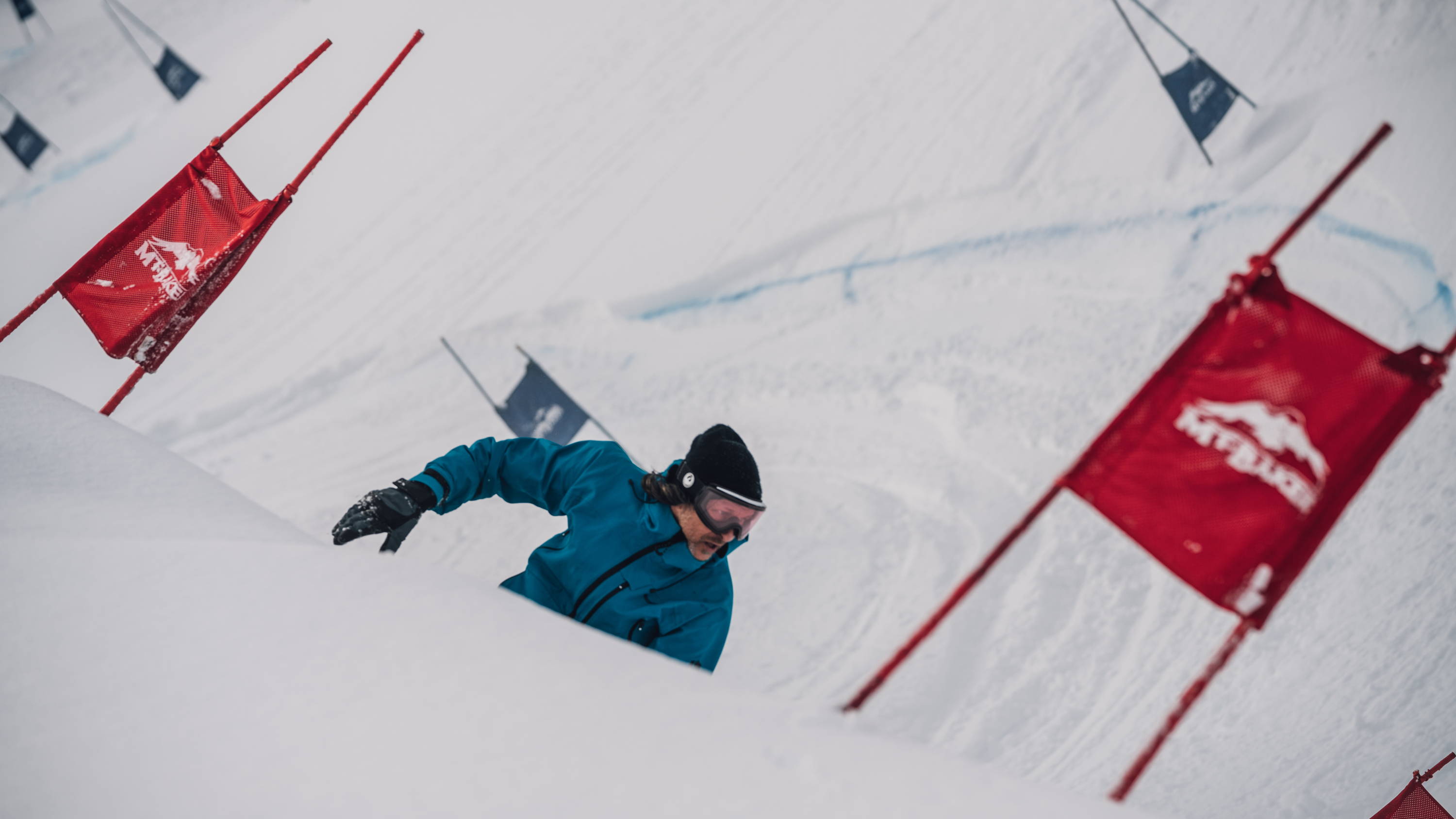 John Showtruck snowboarding