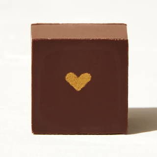 Cherry Cordial bonbon