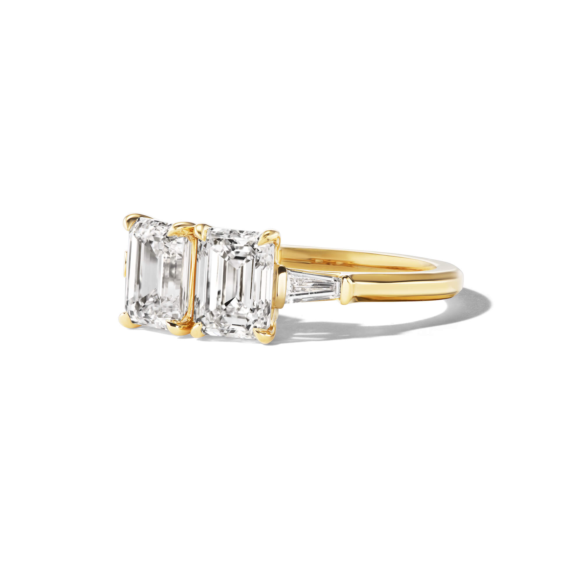 emerald-cut-diamond-toi-et-moi-engagement-ring