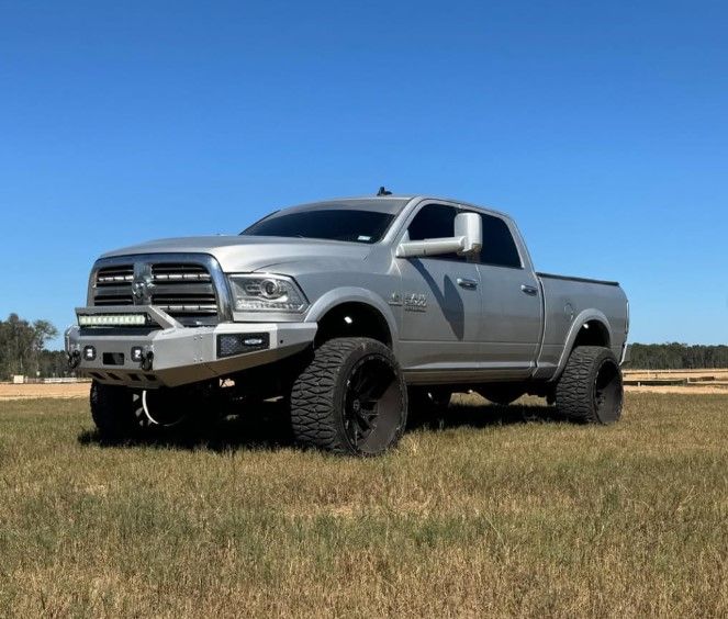 Christopher's 2014 Dodge RAM 2500 Train Horn Install