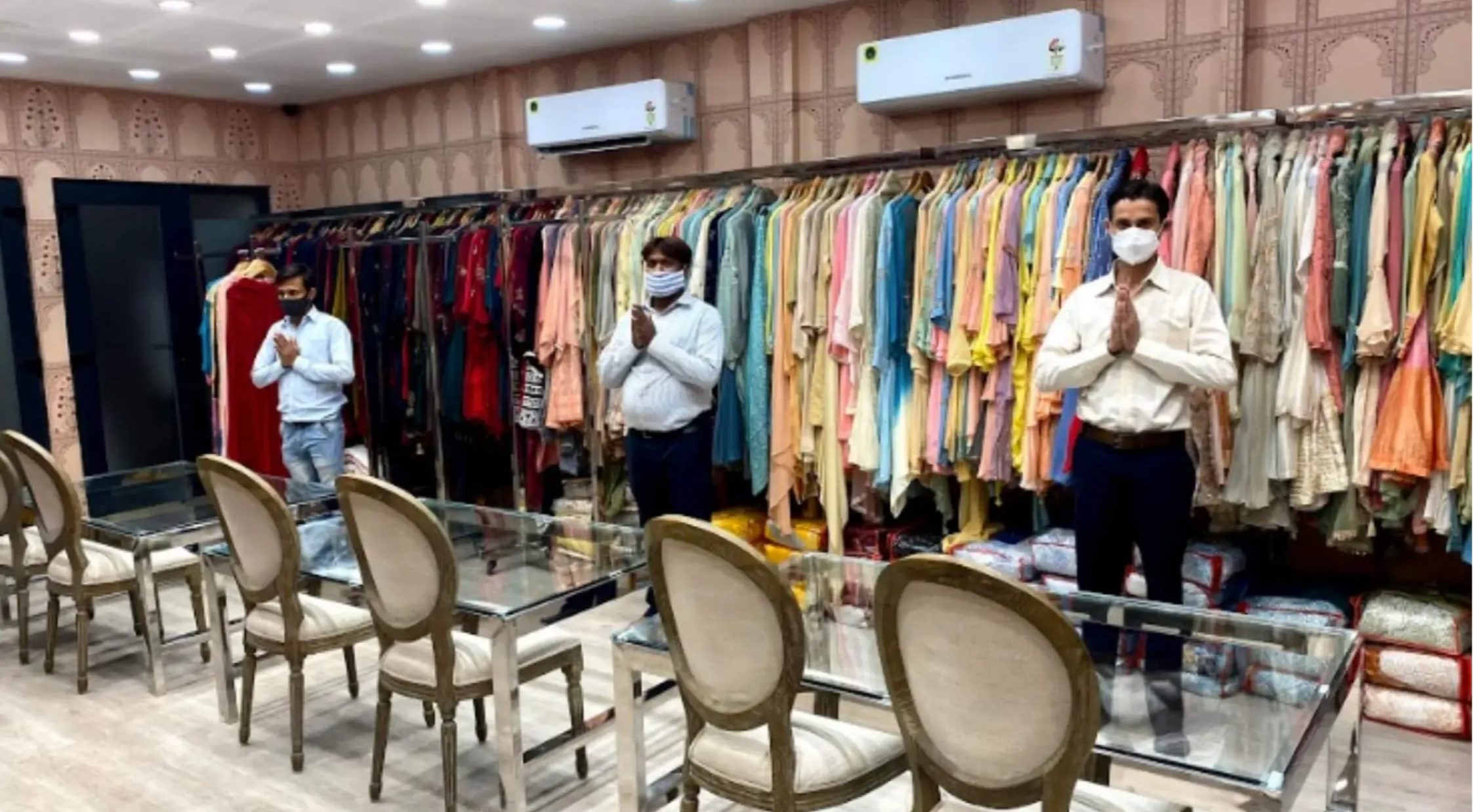 best ethnic wear shop in chandni chowk - kanchan fashion