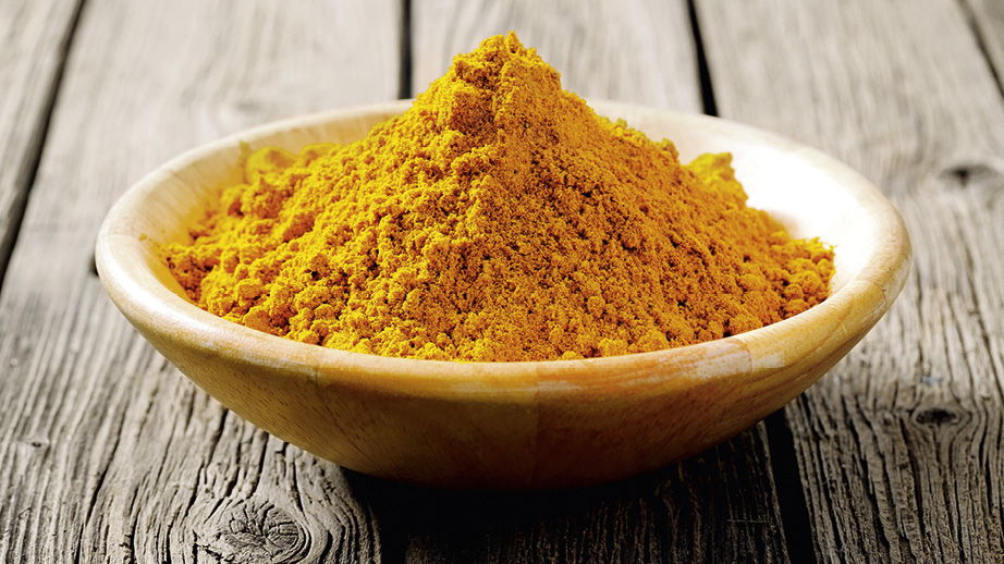 Gelbes Currypulver.