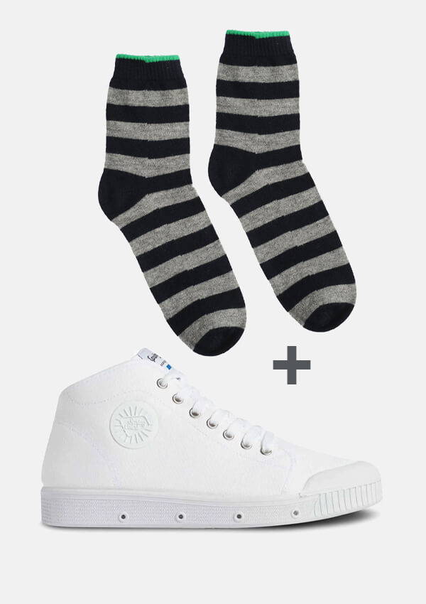 A flat lay of the Jumper 1234 Stripe Socks with the Spring Court B2 Hi Top Sneaker.