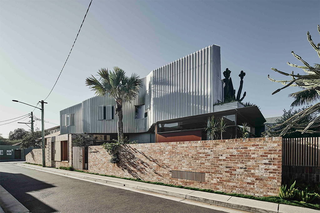 Exterior of Bismarck House. Photo by Peter Bennetts.