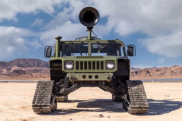 Head-on tracked Humvee LED headlights roof acoustic horn device desert mountains Prodigy TV 1987 Humvee Warship KM-110 gallery photo 4