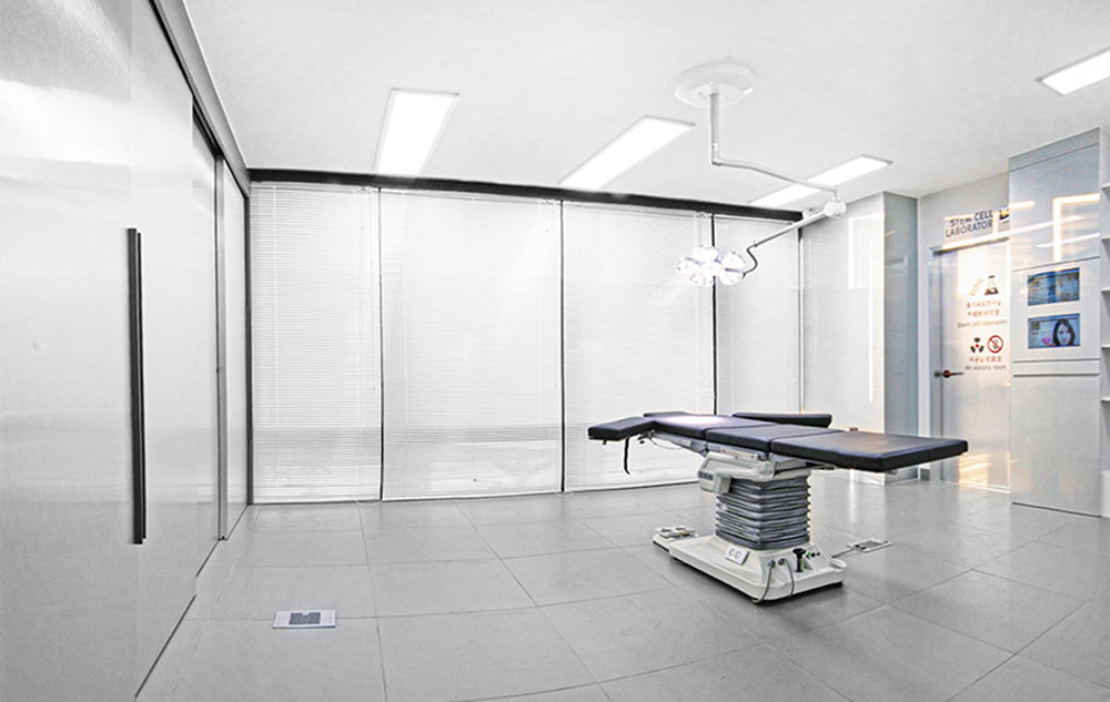 Safe operating room at Fresh Dr. Hong Plastic Surgery in Korea for professional plastic surgery care