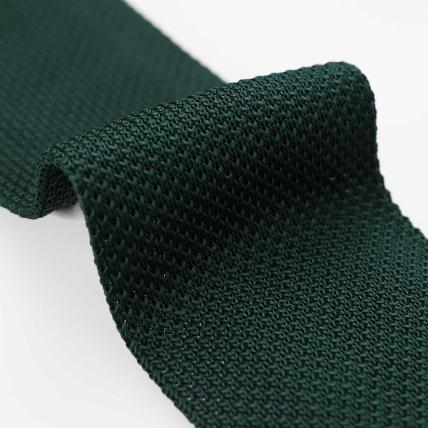 Hunter green knit tie texture