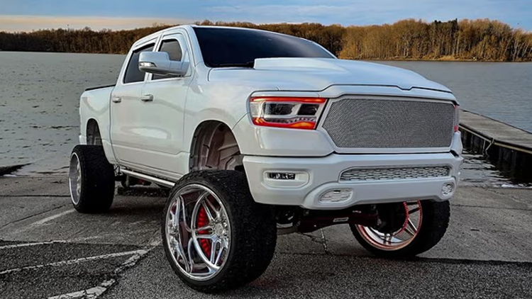 2019 RAM 1500 Bighorn Outlaw horn under-hood install