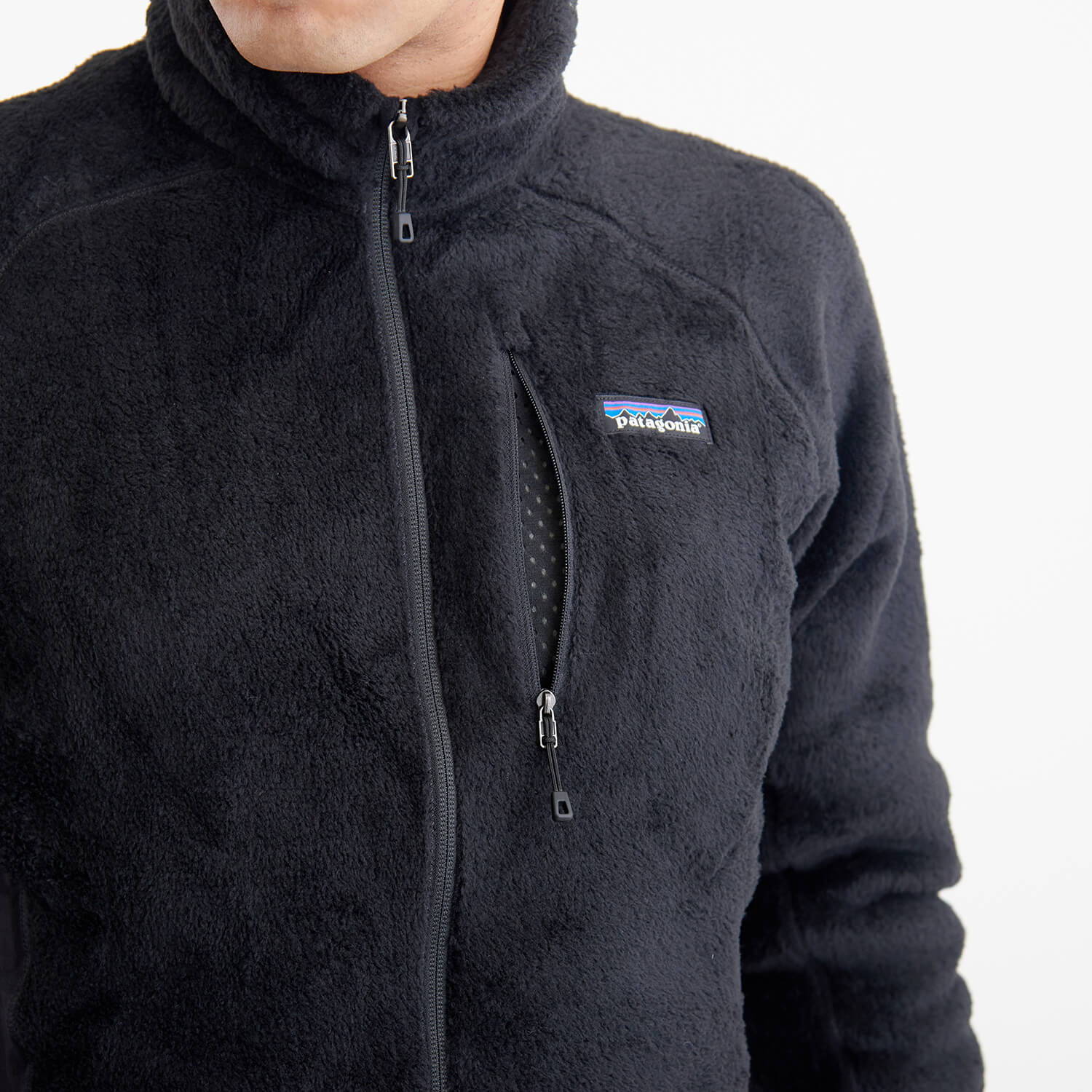 patagonia（パタゴニア）/R2ジャケット/ブラック/MENS