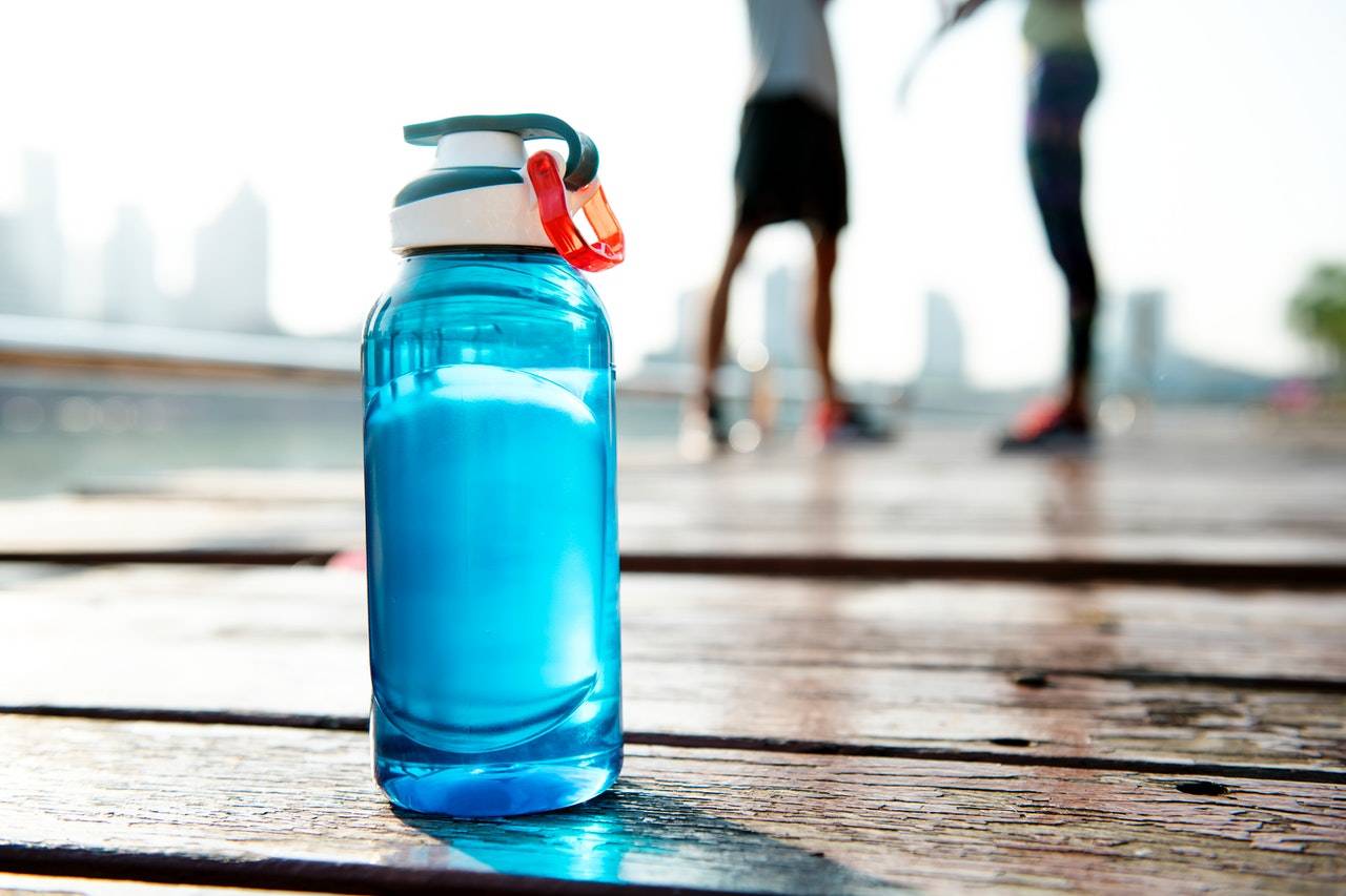 Sports water bottle