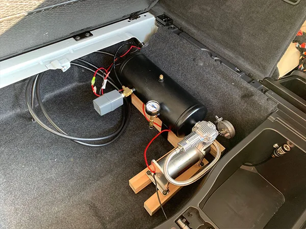 Jacob's 2013 BMW X5 Diesel Train Horn Install