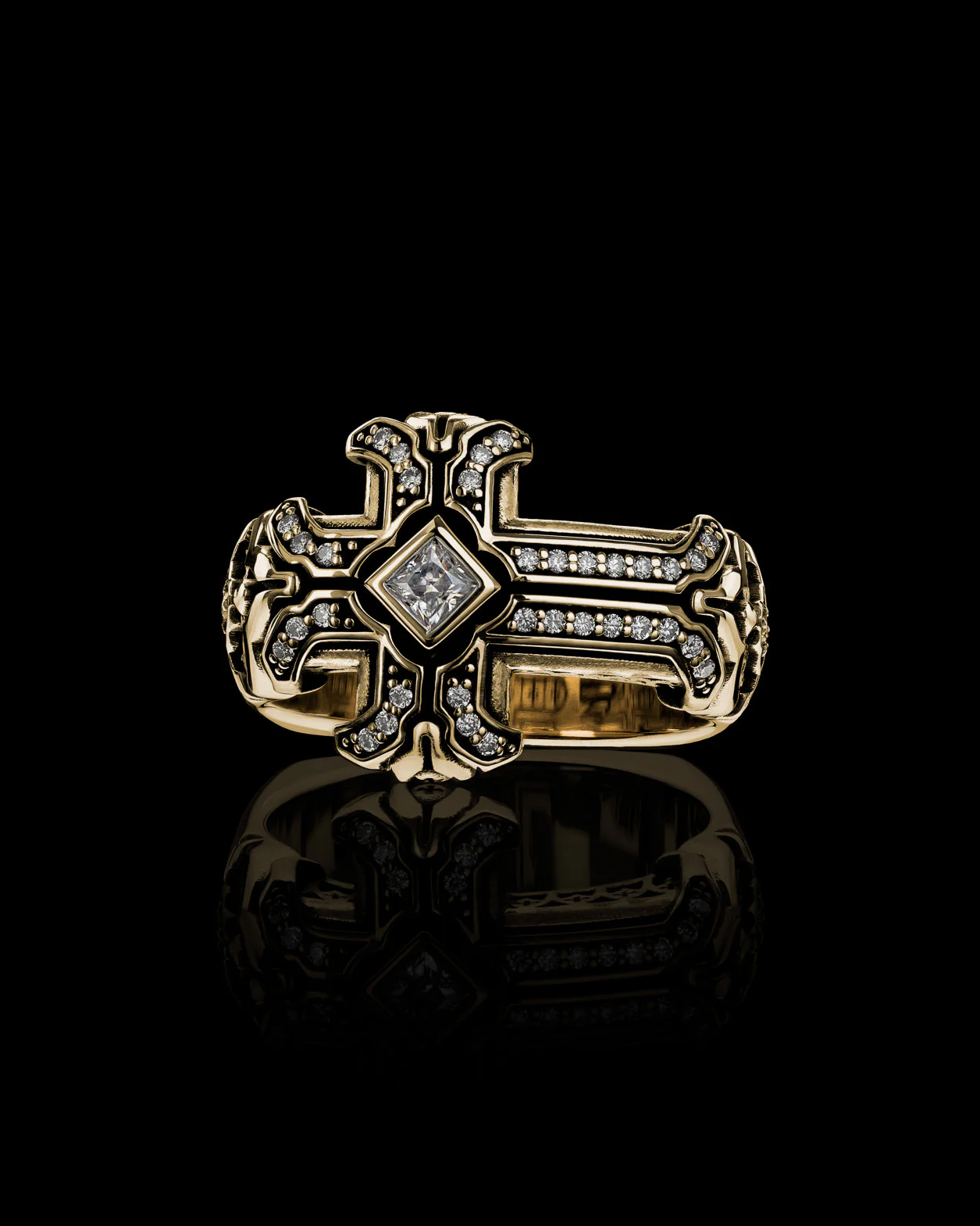 Daily Disciple Ring in 14K Yellow Gold with Diamonds