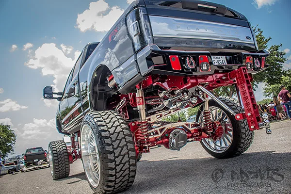 Tweety's Tire's 2018 Ford F250 Train Horn Install