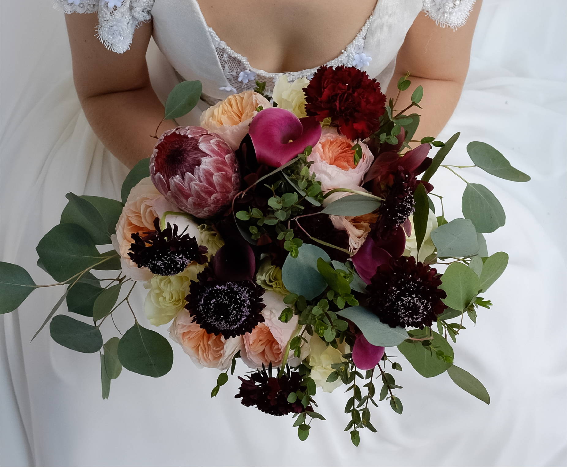 Everyone can use some @jadorelesfleurs & @louisvuitton  Spring wedding  flowers, Luxury flowers, Fresh flower delivery