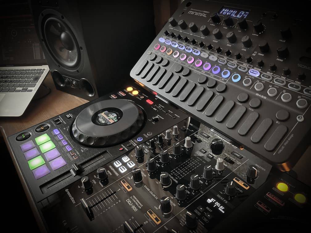 deconstruct MINIMAL DJ Setup