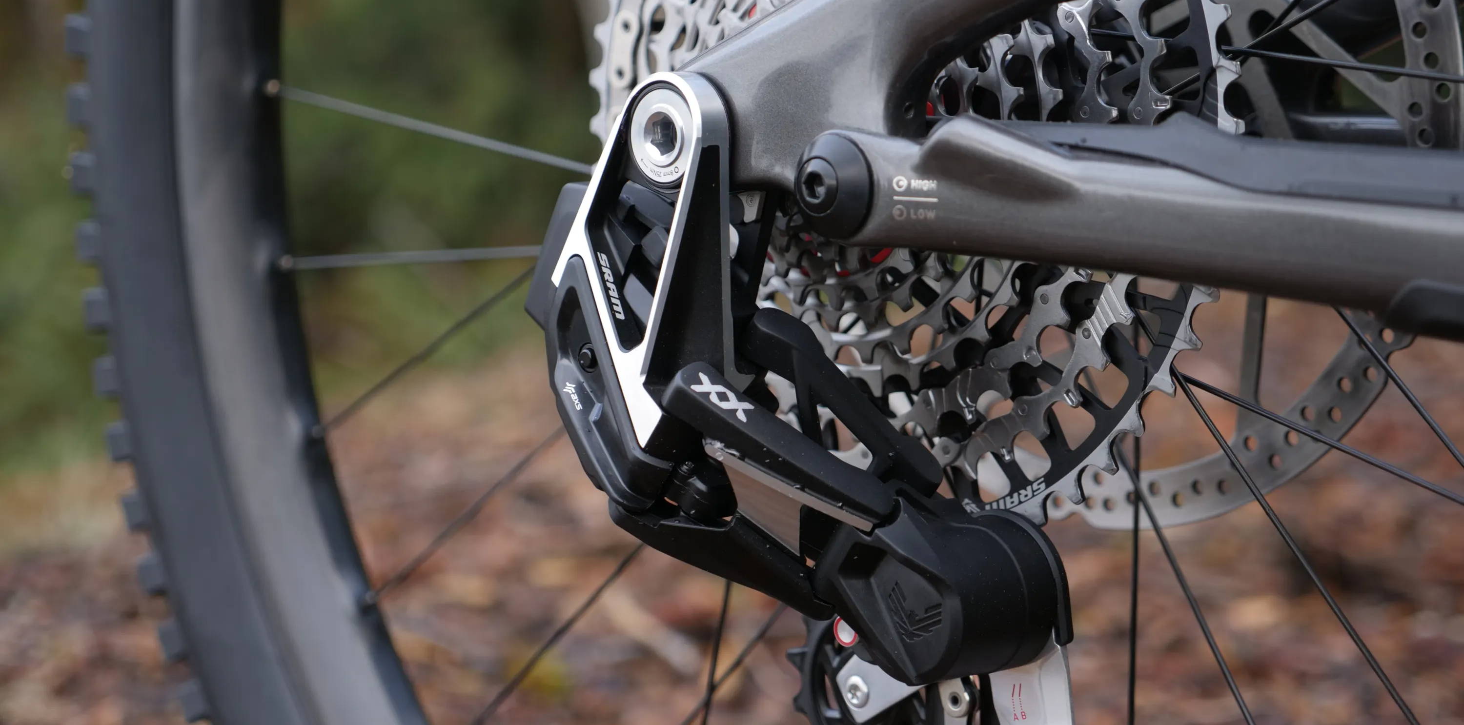 detail of the udh direct mount for the xx eagle axs transmission derailleur