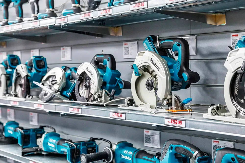 makita in-store products close up