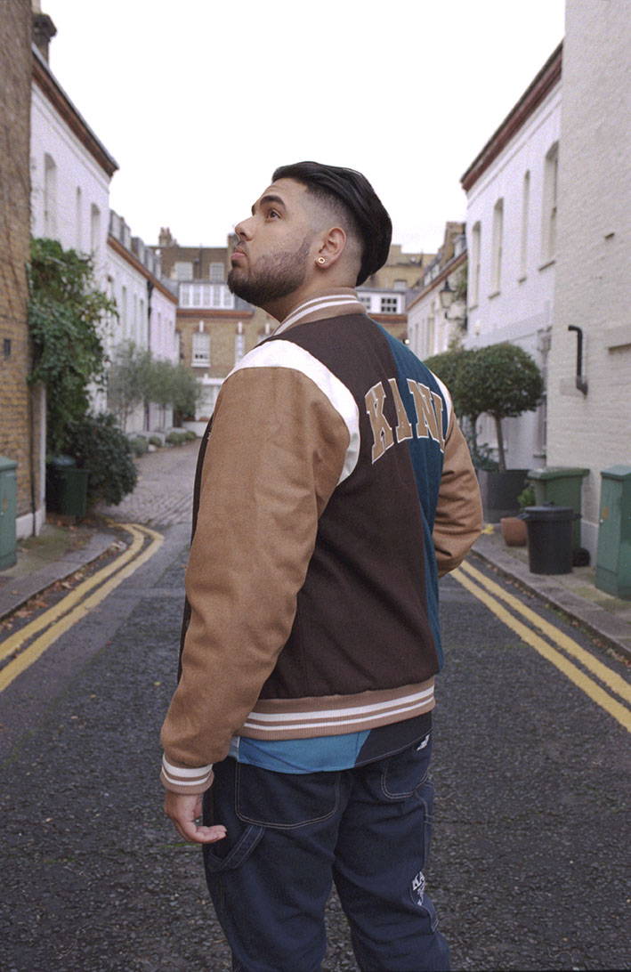 Rollacoaster caught up with Kanda to discuss how he first got into music, what fans can expect from his upcoming EP, and why mental health matters to him. 