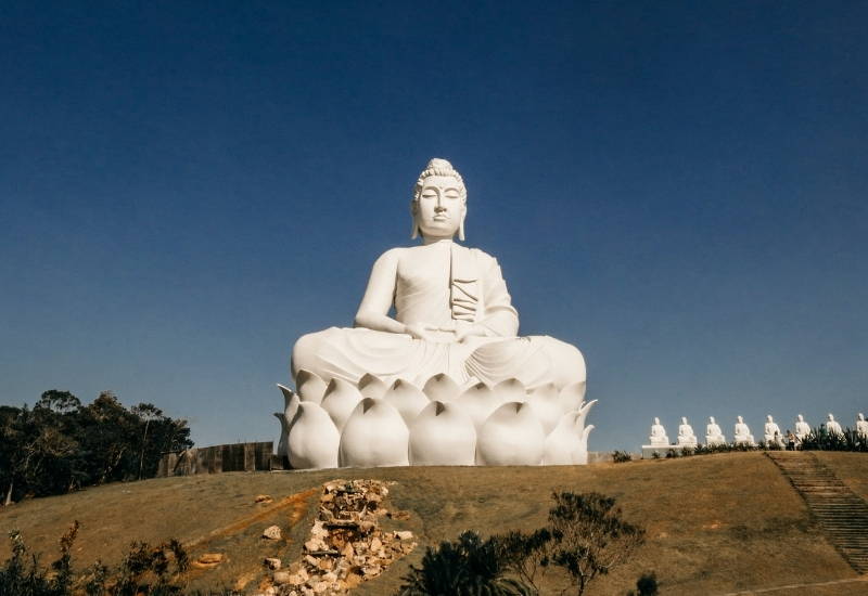 buddha sculpture