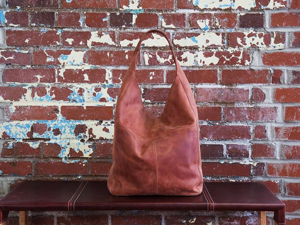CRAZY HORSE LEATHER HOBO BAG - CHOCOLATE