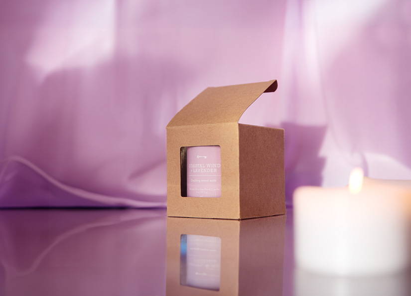 retail box with seaweed window for candle