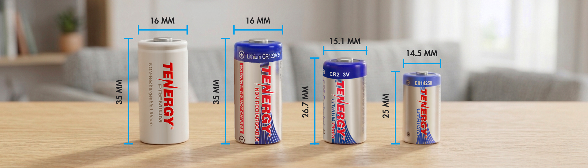 Comparison of CR123A and CR2 and 1/2 AA battery sizes