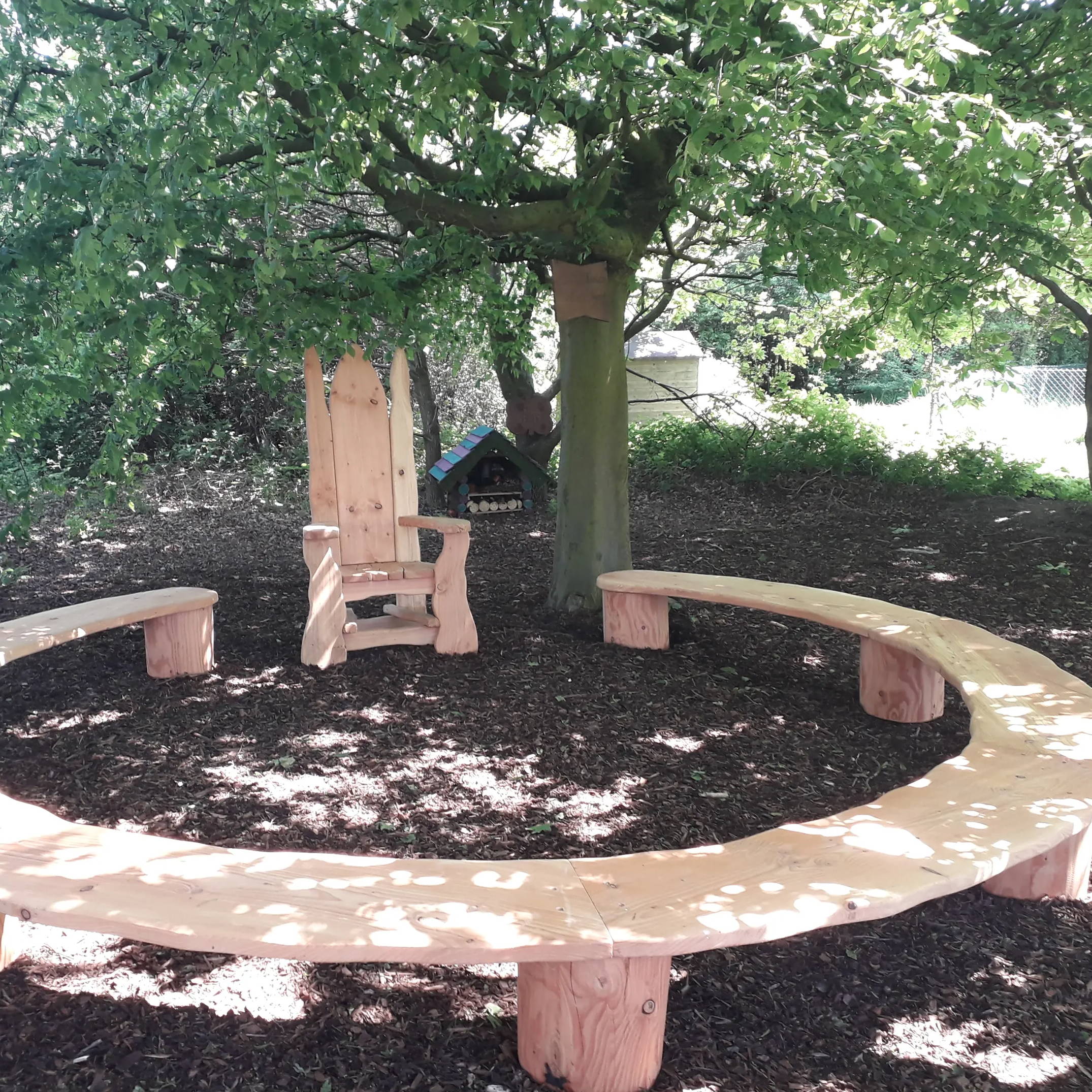 circular benches