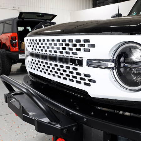 IAG I-Line High End Style Front Grille Gloss White for 2021+ Ford Bronco - Installed 2