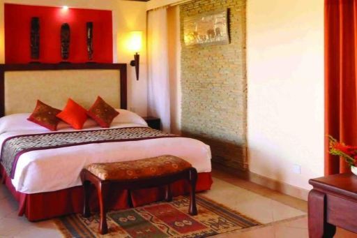 Old Tukai Lodge_Room