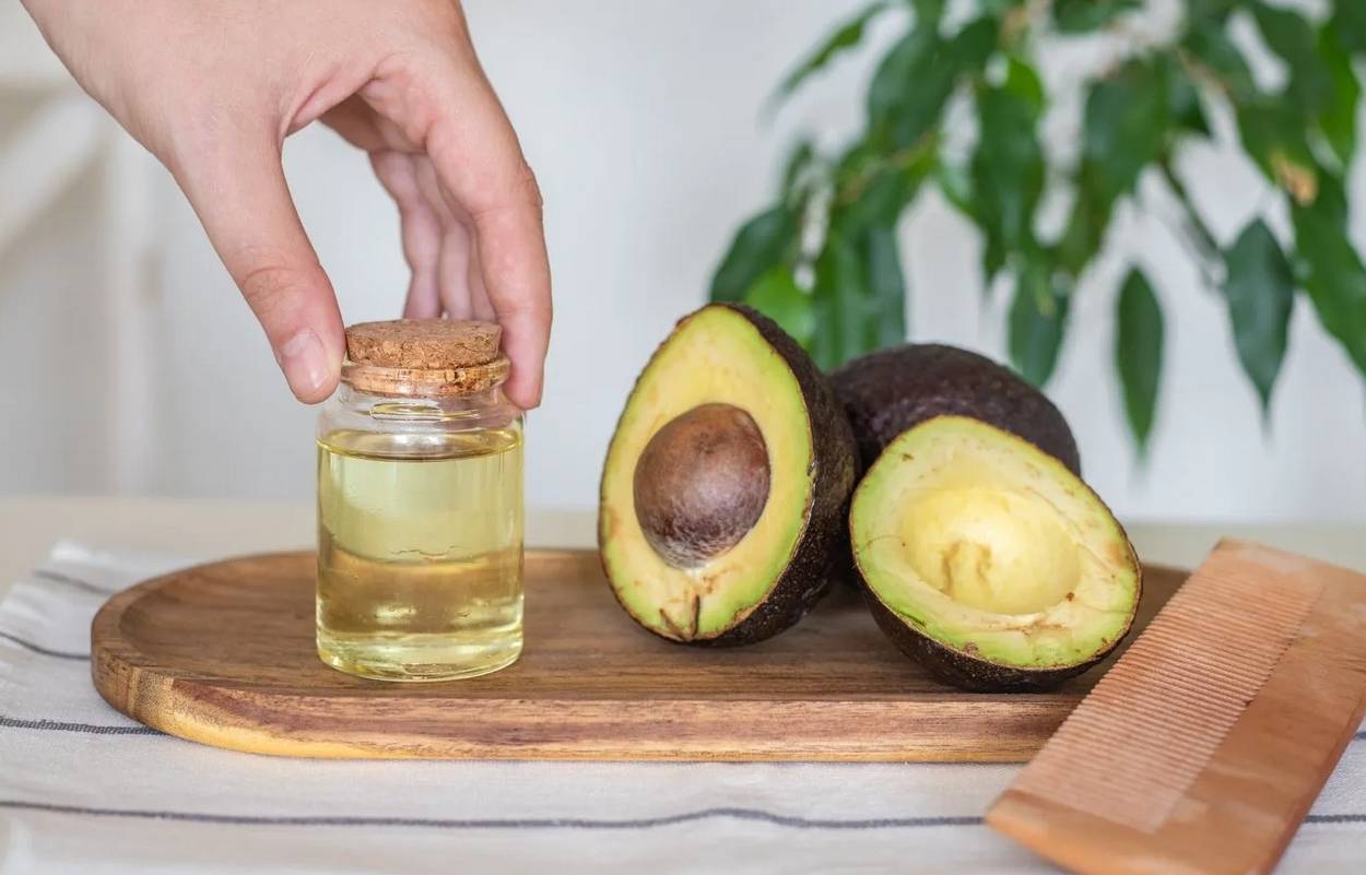Avocado and avocado oil skin benefits 