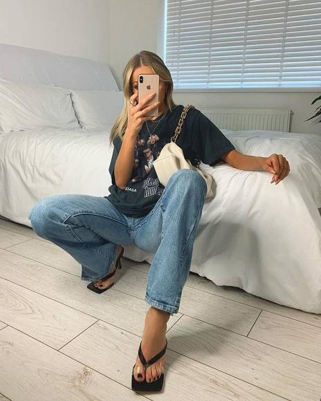 oversized t with boyfriend jean