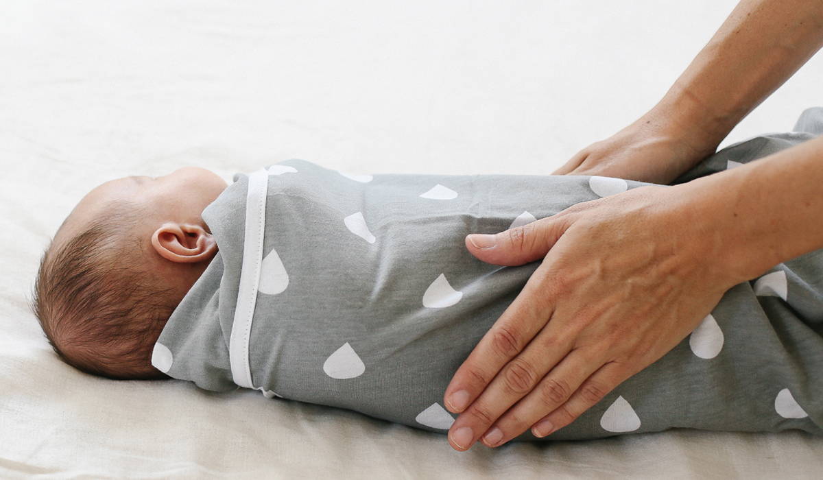 How to Swaddle a Baby