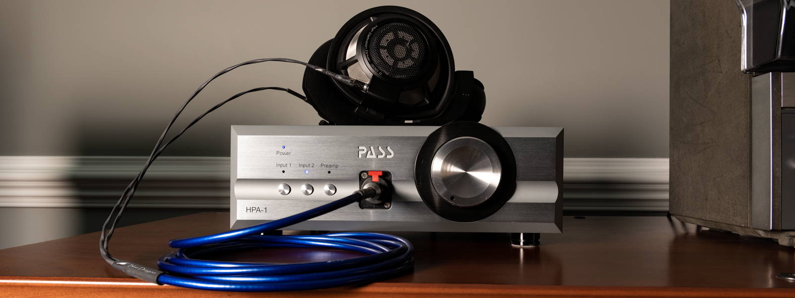 Pass Labs HPA-1 Headphone Amplifier with Sennheiser HD-800 headphones and Blue Dragon cable