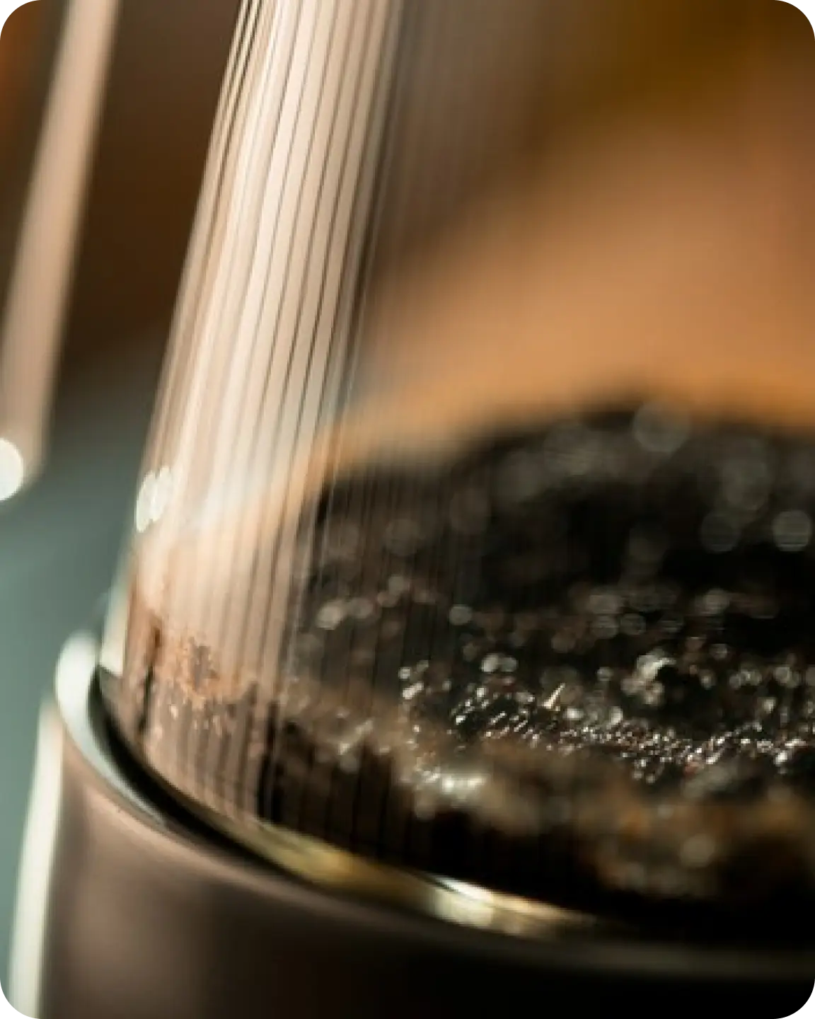 The coffee bloom inside the glass brewer