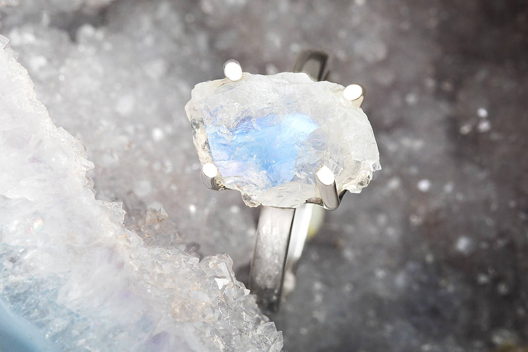 One of the Moon Magic bestsellers Raw Crystal Ring Moonstone is presented.