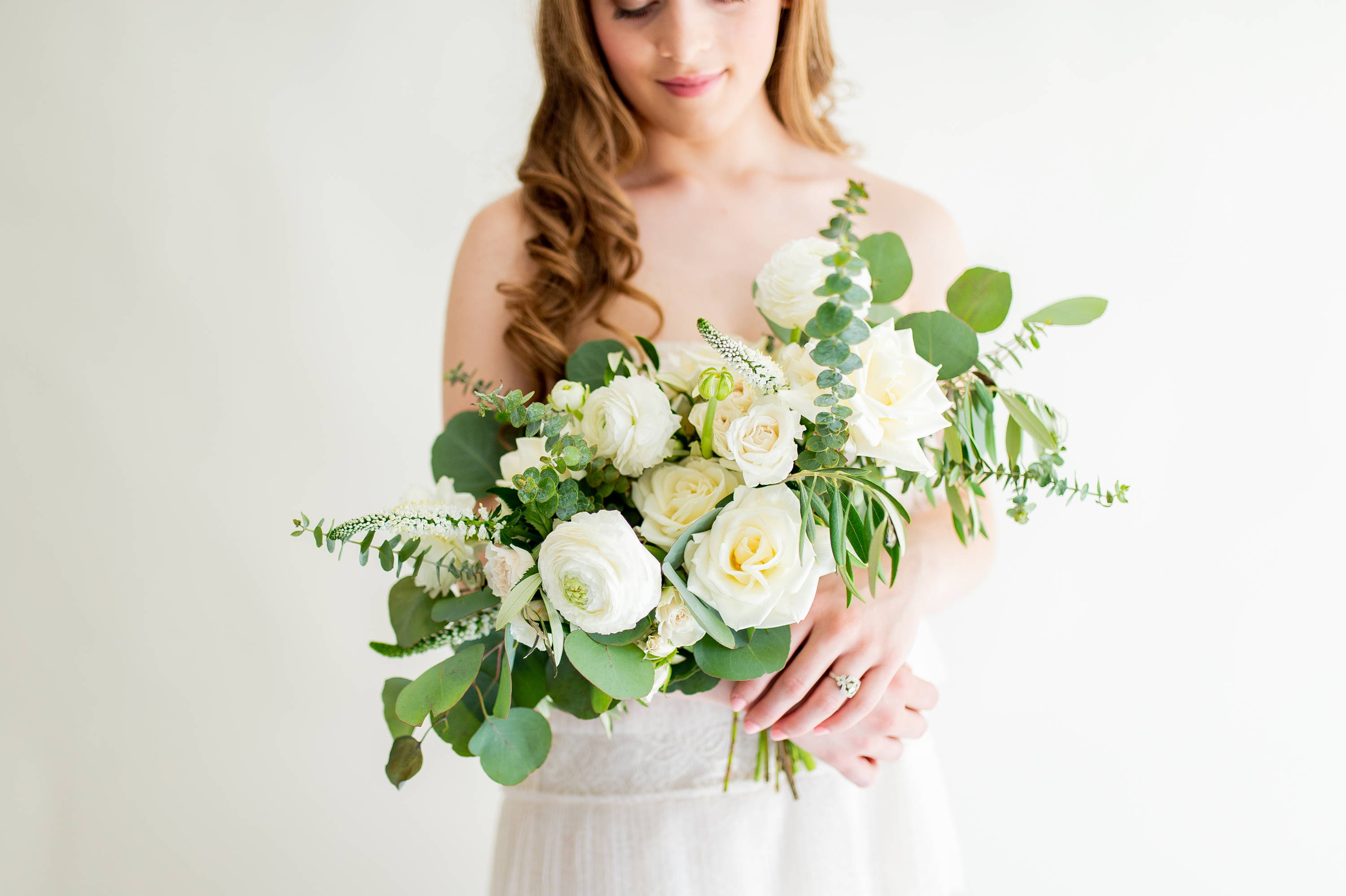 14 Roses SAGE GREEN Long Stem Silk Flower Bush Wedding Bridal Bouquet DIY 