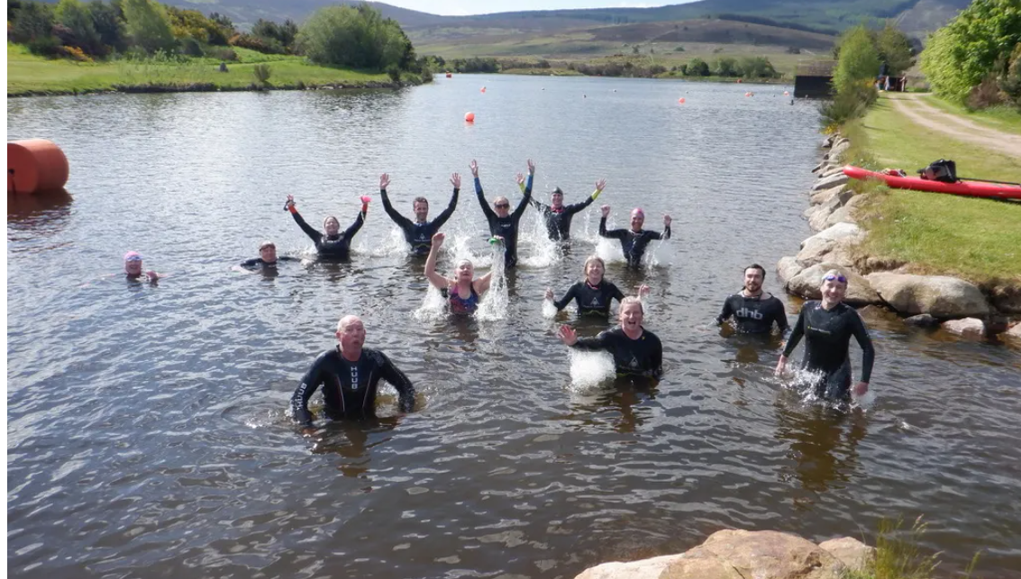 open Water swim coaching at Knockburn loch 