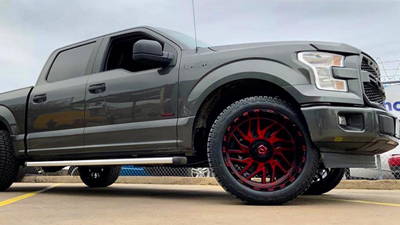 TIS544MBR Red Wheels on a gray truck