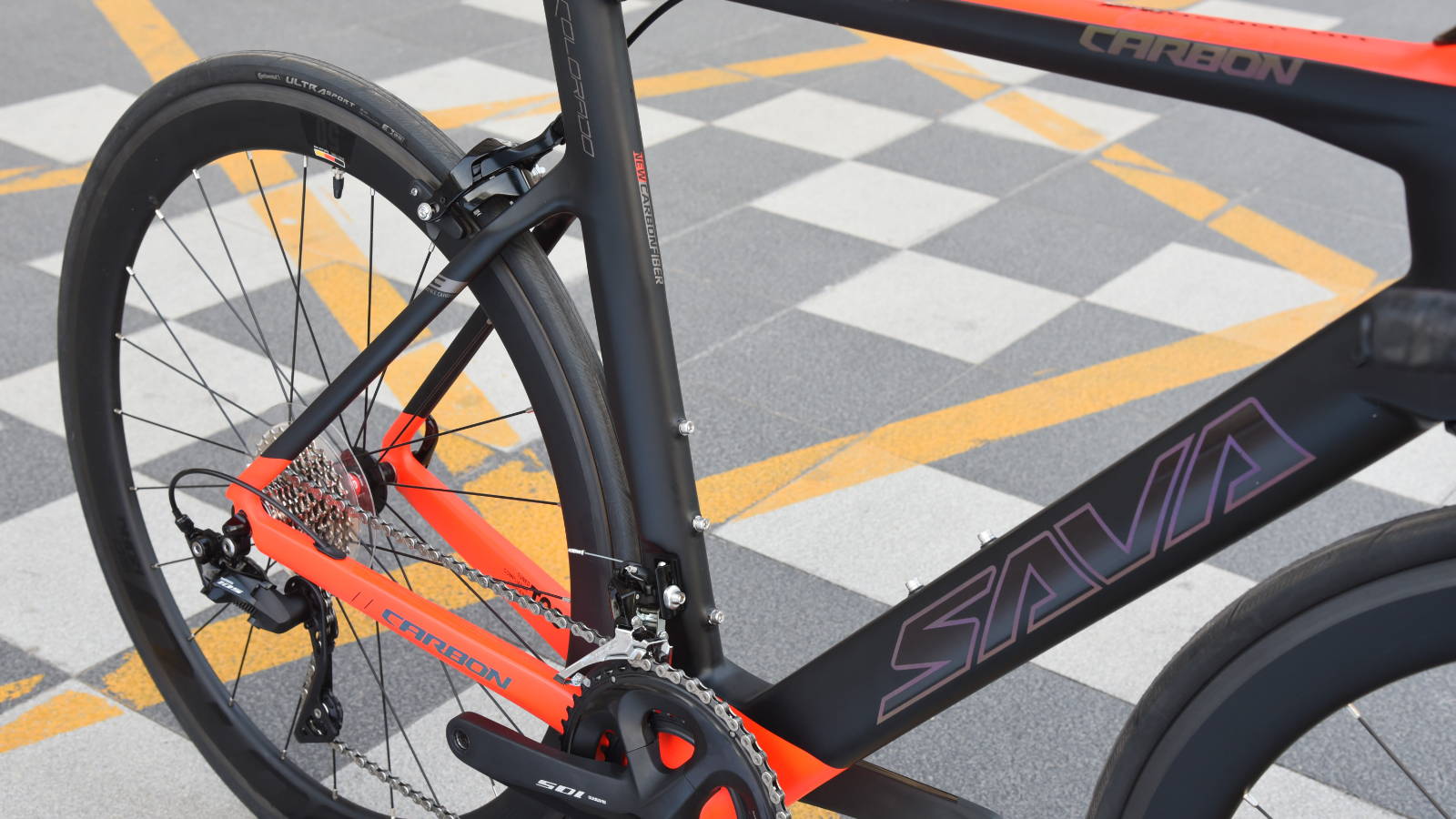 T800 carbon fiber frame-sava r09 carbon road bike with shimano r7000 groupset 22speed
