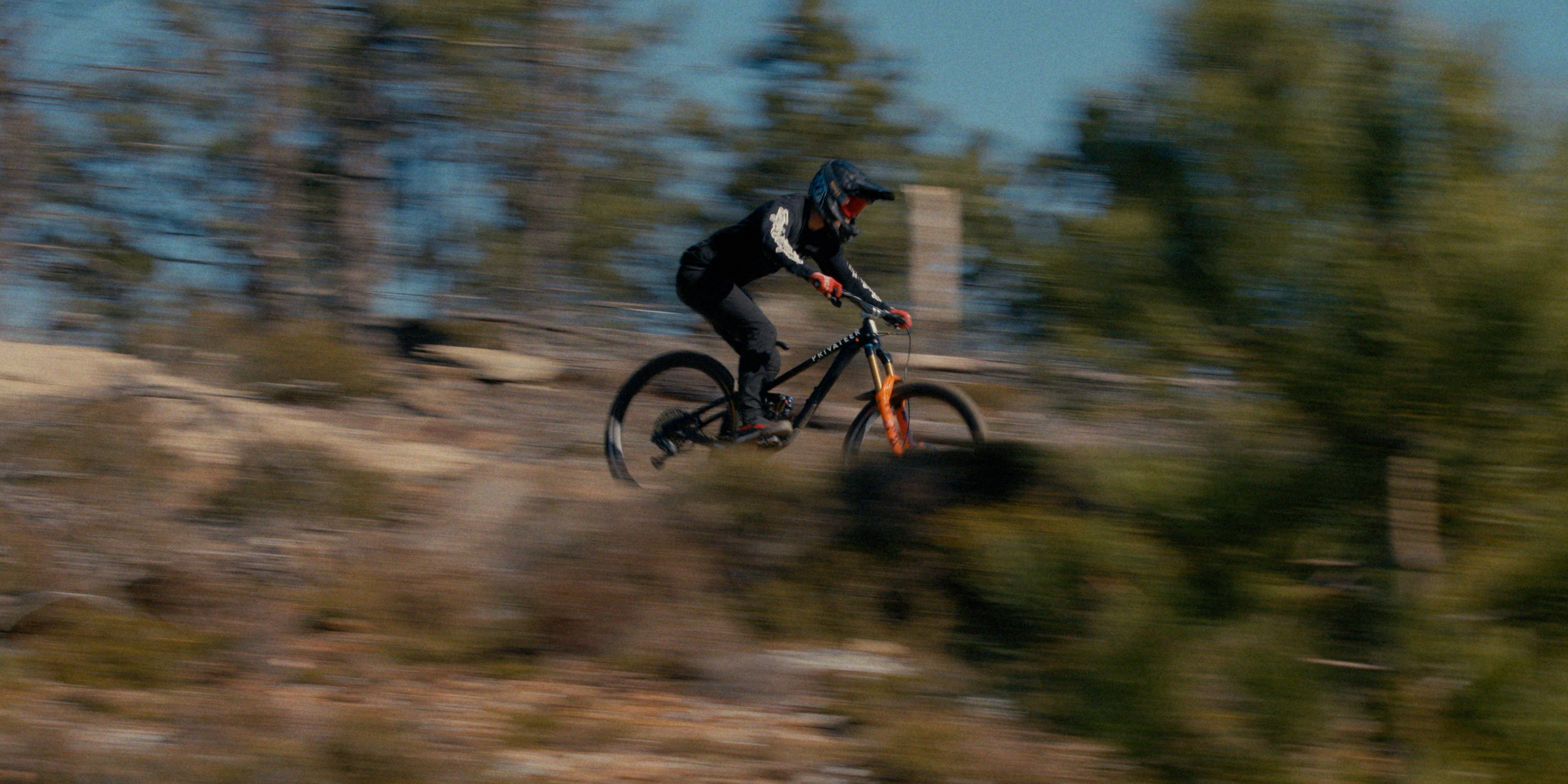 Fergus Ryan, Privateeer and Hunt MTB athlete riding in Portugal