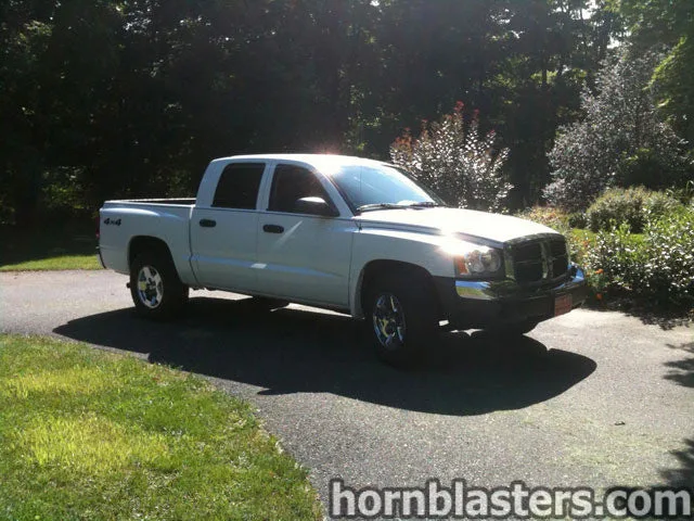 Mark's 2005 Dodge Dakota Train Horn Install with Nathan AirChime
