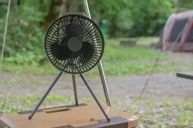 ポータブル電源があれば使える夏キャンプを快適にする家電