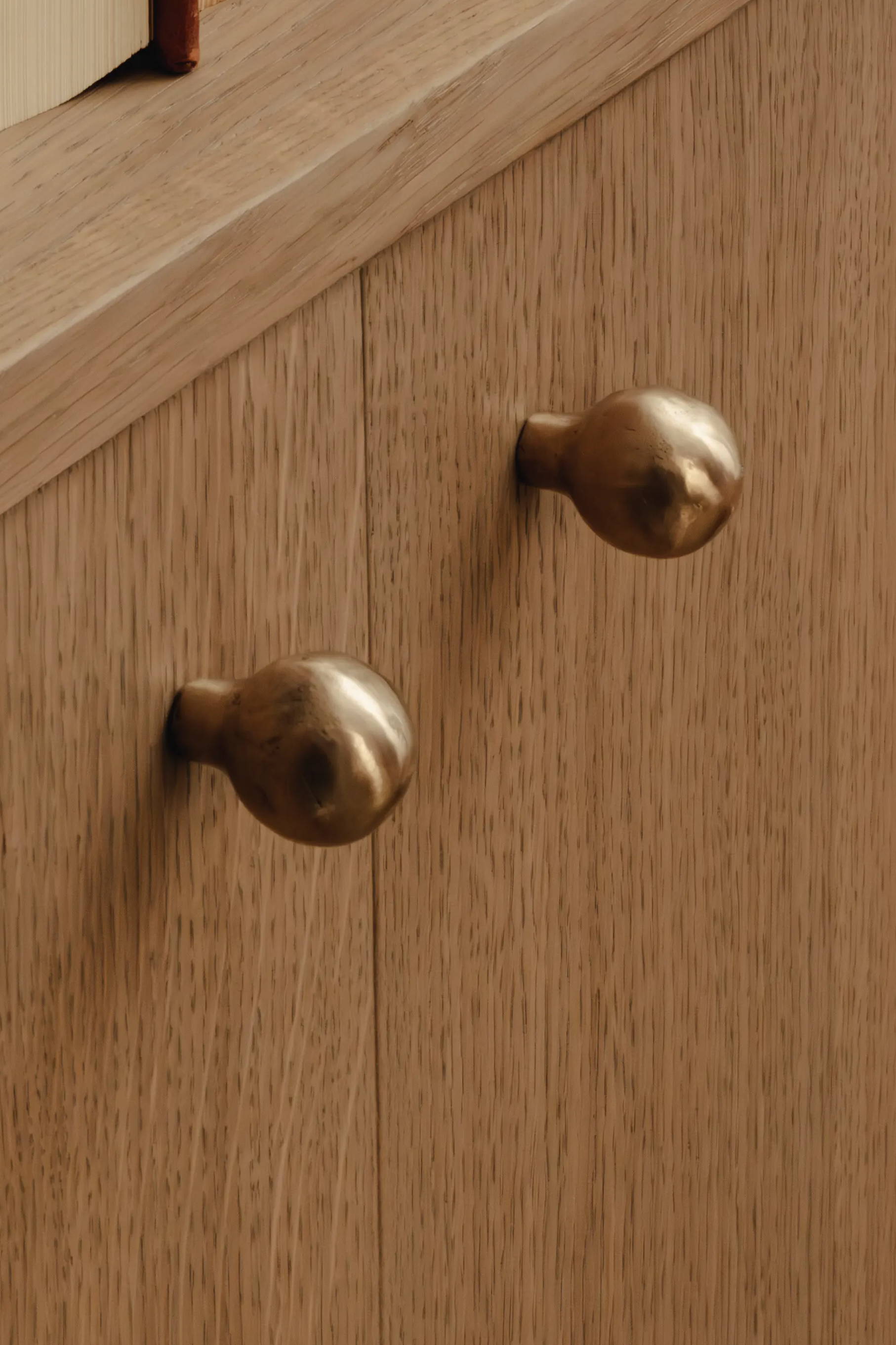 Brass Vs Bronze Cabinet Hardware_Sketch
