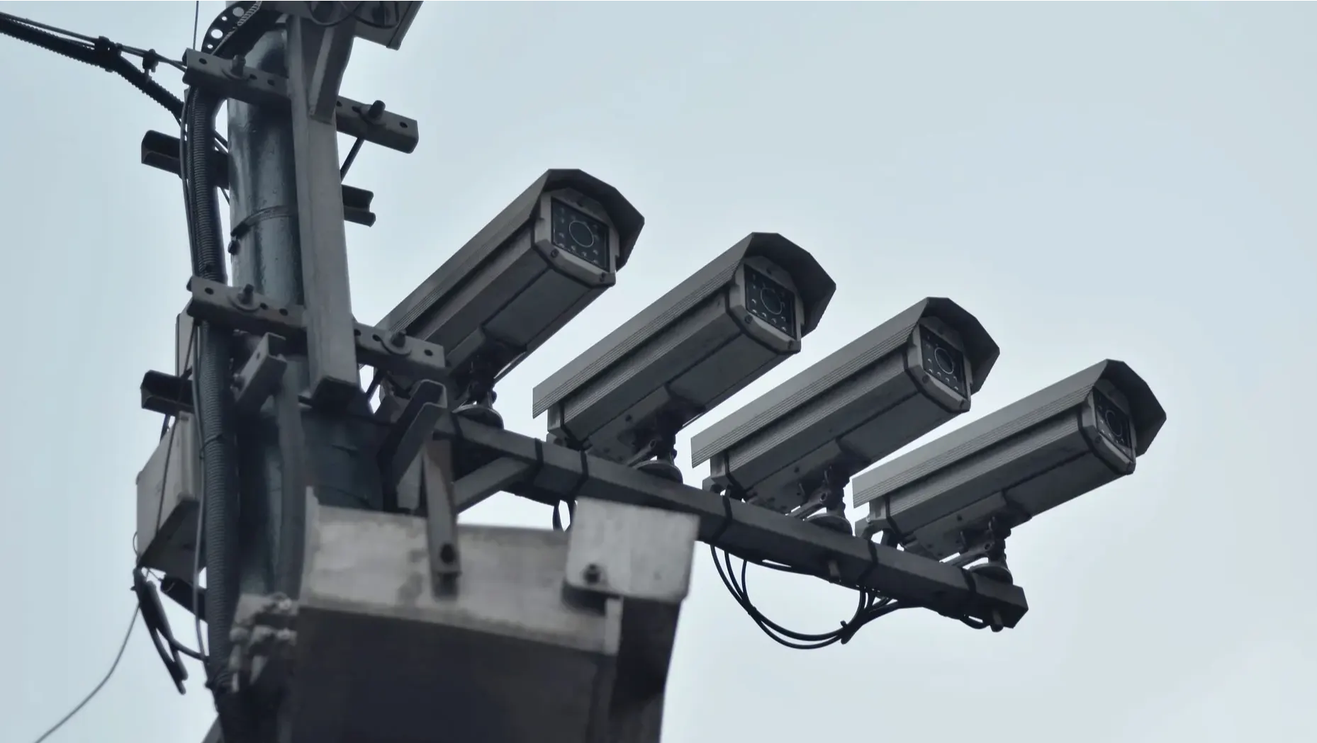 Wired vs Wireless Security Cameras: All You Need to Know