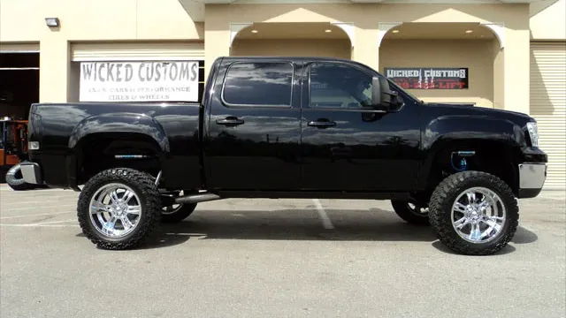 Completed Conductor's Special 244K Nightmare Edition Train Horn Kit install on the 2010 GMC Sierra 1500 photo 3