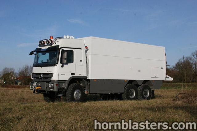 Ritter's 2010 Mercedes-Benz Actros 6x Train Horn Install